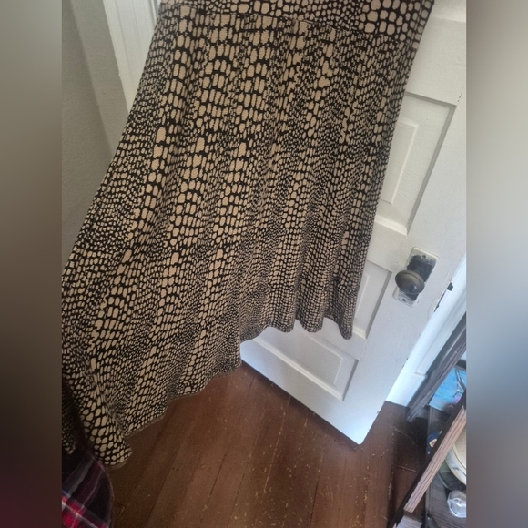 Luxe By Carmen Marc Valvo 1X Animal Print Fit & Flare Sweater Dress - Picture 5 of 6